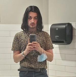 Meet your Posher, Jeromiah